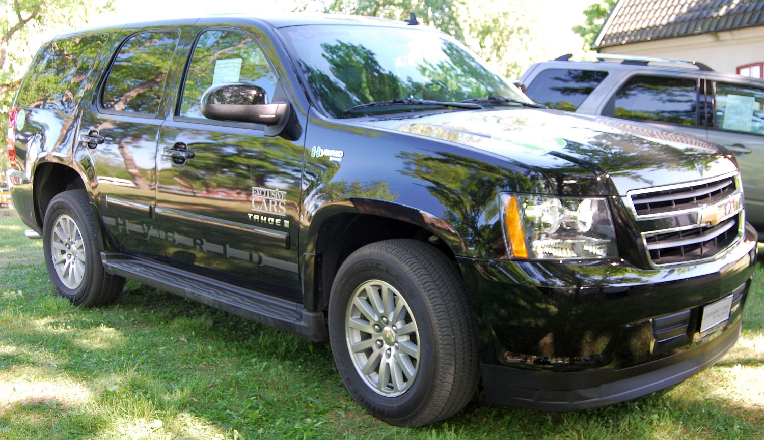 Chevrolet tahoe hybrid